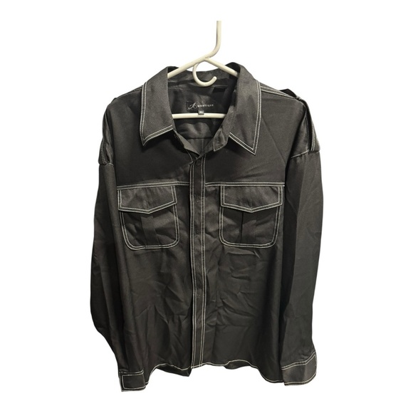 Black and White Lightweight Shirt Jacket with Structured Silhouette - Picture 2 of 4